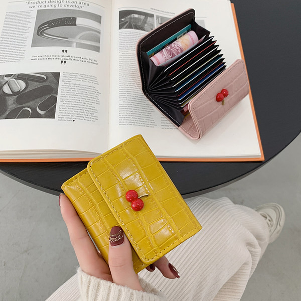 Γυναικείο πορτοφόλι με διακόσμηση κερασιάς - οικολογικό δέρμα