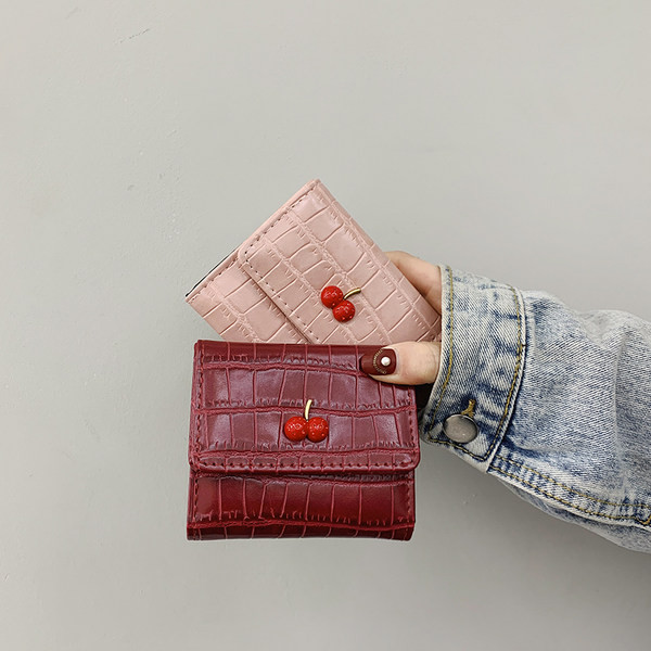 Γυναικείο πορτοφόλι με διακόσμηση κερασιάς - οικολογικό δέρμα