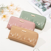 Καθημερινό γυναικείο πορτοφόλι με φερμουάρ και μεταλλική διακόσμηση