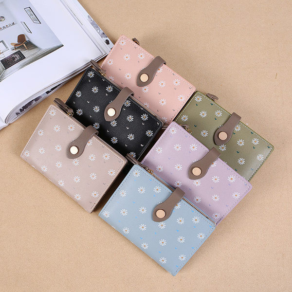 Γυναικείο έκο δερμάτινο πορτοφόλι με λουλουδάτο μοτίβο