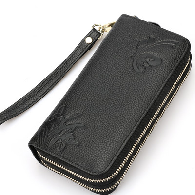 Jauna modeļa daudzfunkcionāla soma ar rāvējslēdzējiem un īsu rokturi