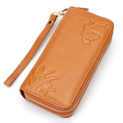 Jauna modeļa daudzfunkcionāla soma ar rāvējslēdzējiem un īsu rokturi