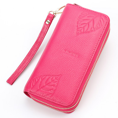 Jauna modeļa daudzfunkcionāla soma ar rāvējslēdzējiem un īsu rokturi