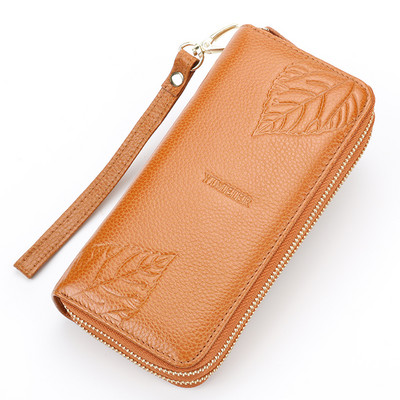 Jauna modeļa daudzfunkcionāla soma ar rāvējslēdzējiem un īsu rokturi