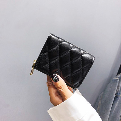 Γυναικείο πορτοφόλι με δύο διαμερίσματα με φερμουάρ και μεταλλική στερέωση