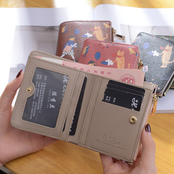 Γυναικείο πορτοφόλι με απλικέ και μέταλλο φερμουάρ