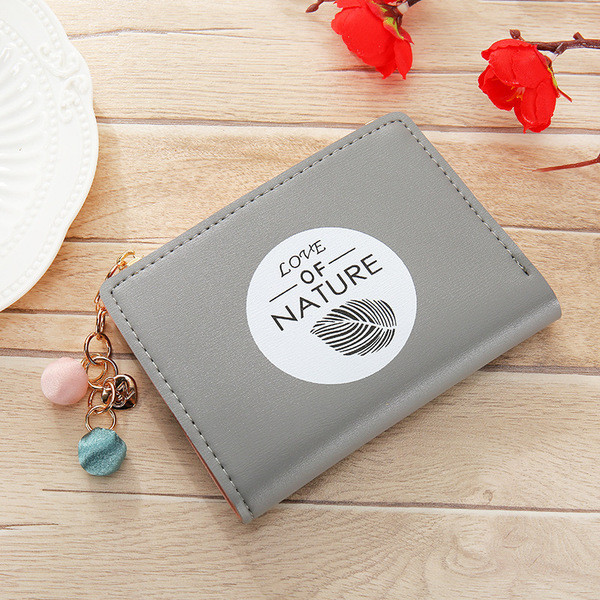 Μικρό έκο δερμάτινο πορτοφόλι με φερμουάρ και μεταλλική διακόσμηση