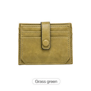 Γυναικείο πορτοφόλι για οικολογικά δερμάτινα έγγραφα με μεταλλική στερέωση