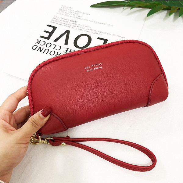 Γυναικείο έκο δερμάτινο πορτοφόλι με επιγραφή και λαβή