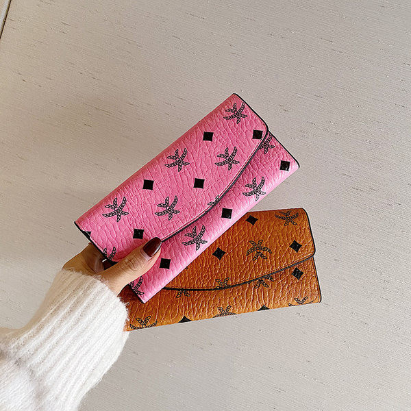 Γυναικείο έκο δερμάτινο πορτοφόλι με εφαρμογές