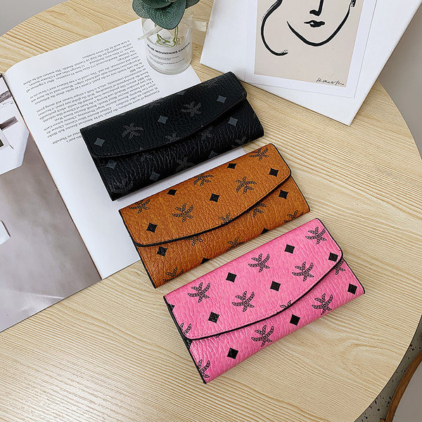 Γυναικείο έκο δερμάτινο πορτοφόλι με εφαρμογές