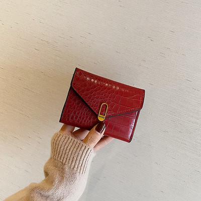 Γυναικείο μίνι πορτοφόλι με μεταλλική στερέωση - διάφορα χρώματα