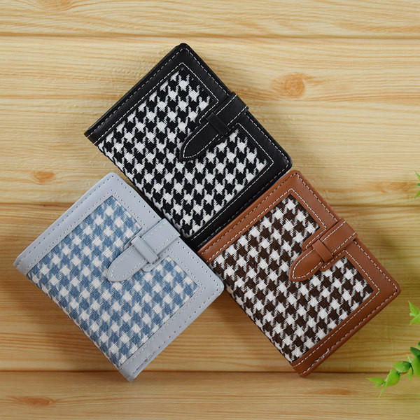 Μικρό καρό πορτοφόλι από οικολογικό δέρμα και υφάσματα