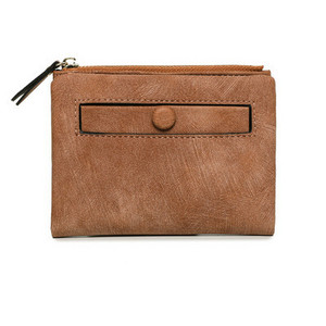 Γυναικείο μικρό πορτοφόλι με τσέπη για κέρμα και μεταλλικό κούμπωμα