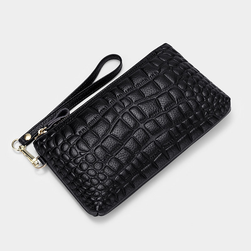 Sieviešu maks ar reljefu ādu un īsiem rokturiem