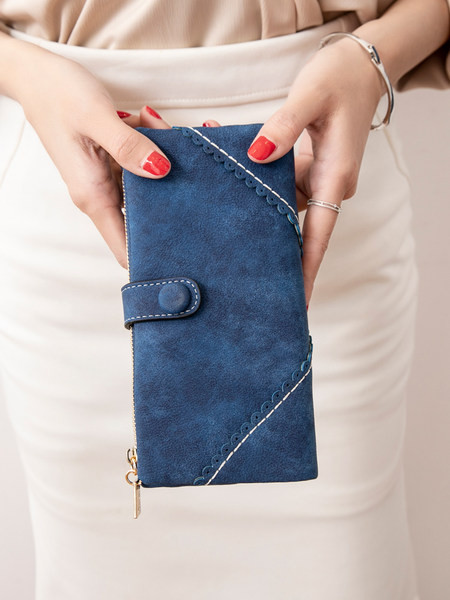 Portofel de dama model nou din piele ecologica cu buzunar pentru monede si inchidere metalica