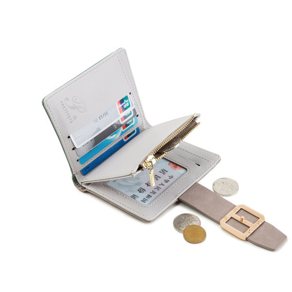 Νέο μοντέλο γυναικείο δερμάτινο πορτοφόλι με μεταλλική διακόσμηση σε διάφορα χρώματα