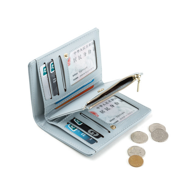 Sieviešu maks ar reljefu ādas un metāla apdari