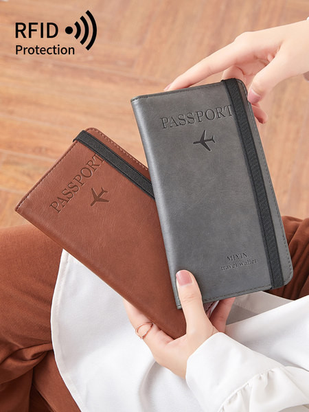 Sieviešu ādas maks ar monētu kabatu un dokumentu nodalījumiem