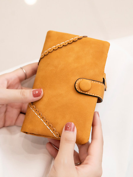 Γυναικείο πολυλειτουργικό πορτοφόλι με μεταλλική στερέωση - οικολογικό δέρμα