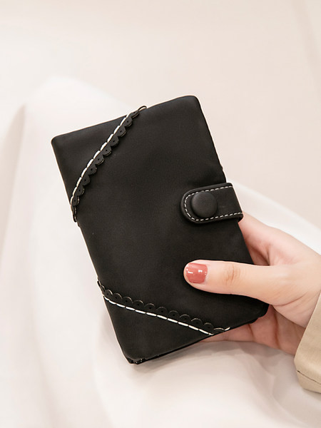 Γυναικείο πολυλειτουργικό πορτοφόλι με μεταλλική στερέωση - οικολογικό δέρμα