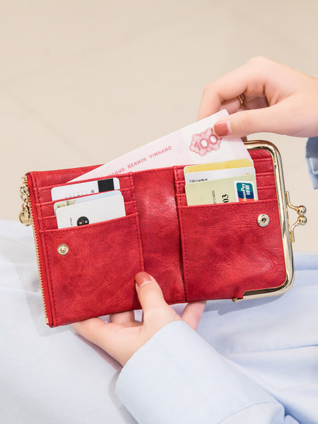 Γυναικείο ρετρό δερμάτινο πορτοφόλι με μεταλλικό κούμπωμα - πολλά διαμερίσματα