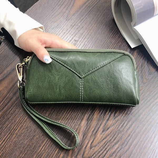 Sieviešu maks ar rokturi un rāvējslēdzēju