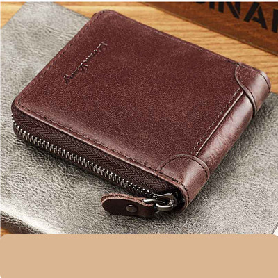 Sieviešu maks ar rāvējslēdzēju un vairākiem nodalījumiem no eko ādas