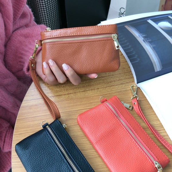 Ikdienas maks ar rāvējslēdzēju un rokturi