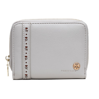 Sieviešu ādas maks ar rāvējslēdzēju un metāla elementu