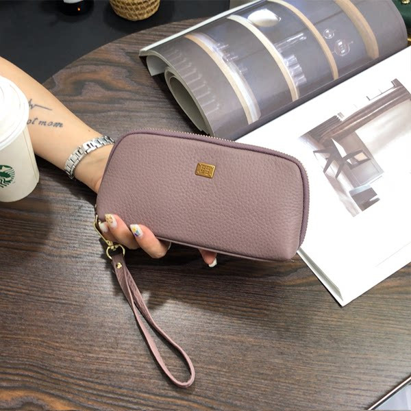 Sieviešu somiņa no eko ādas ar rokturi