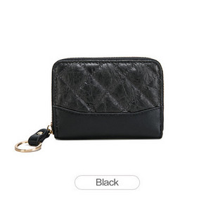 Mazs sieviešu maciņš dokumentiem vairākās krāsās