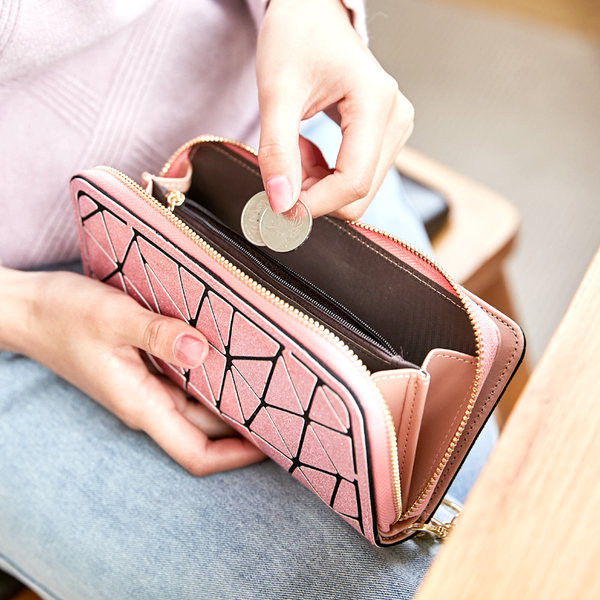 Sieviešu maks ar rāvējslēdzēju un tekstila rokturi