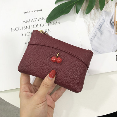 Sieviešu ādas maks ar 3D elementu un monētu kabatu