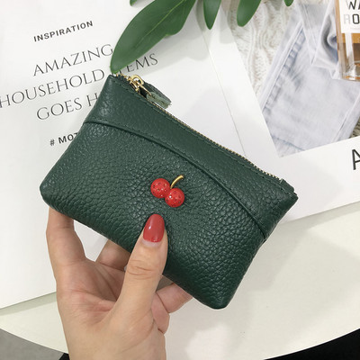 Sieviešu ādas maks ar 3D elementu un monētu kabatu