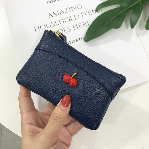 Sieviešu ādas maks ar 3D elementu un monētu kabatu