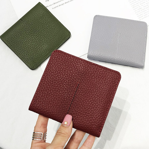 Sieviešu mini maks kredītkartēm un dokumentiem