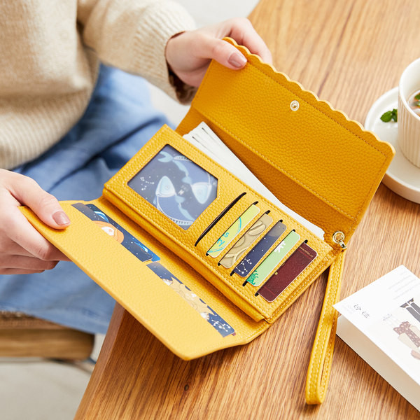 Gara modeļa sieviešu ādas maciņš ar rokturi