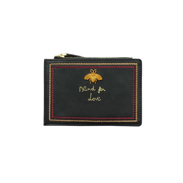 Dámska kožená peňaženka na kreditné karty a dokumenty s výšivkou