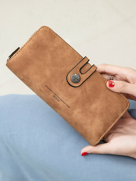 Sieviešu maks ar metāla aizdari un monētu kabatu - vairākās krāsās