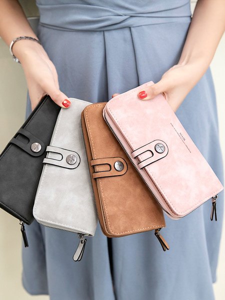 Sieviešu maks ar metāla aizdari un monētu kabatu - vairākās krāsās