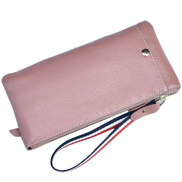 Sieviešu maks ar rokturi un nodalījumu telefonam un rāvējslēdzēju