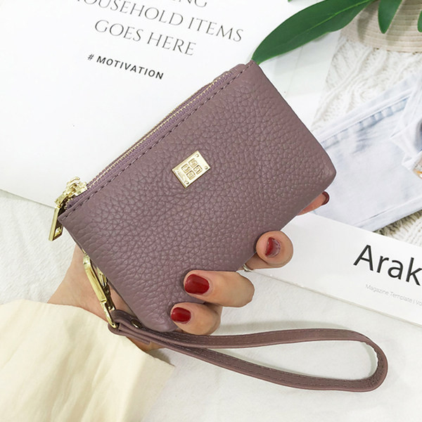 Geanta de dama moderna cu decor metalic