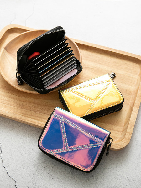 Krāsains sieviešu maks ar rāvējslēdzēju - piemērots dokumentiem