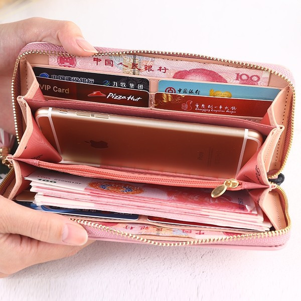 Sieviešu maks ar rāvējslēdzēju un monētu kabatu - eko āda