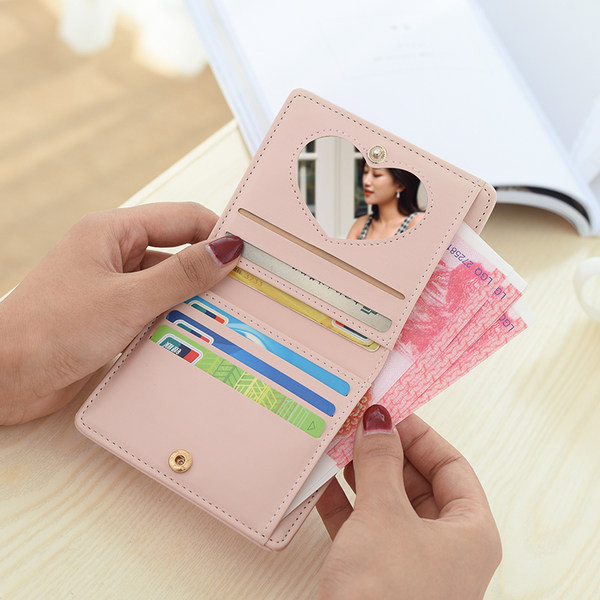 Neliels sieviešu maciņš no eko ādas