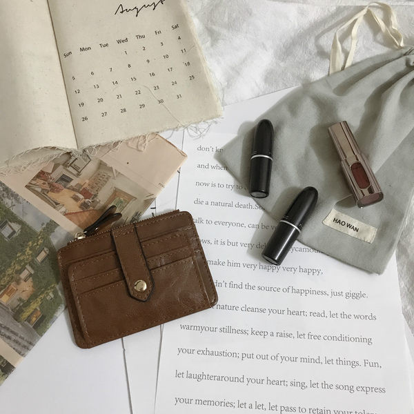 Portofel de dama mic model nou cu inchidere metalica