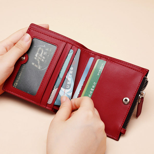 Daudzfunkcionāls mini sieviešu maks ar metāla aizdari un monētu kabatu