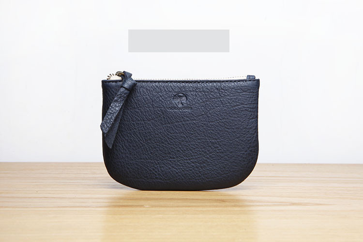 Maza sieviešu monētu somiņa ar rāvējslēdzēju