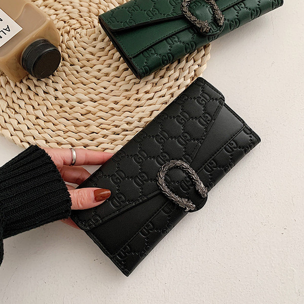 Sieviešu maks no eko ādas ar metāla sprādzi